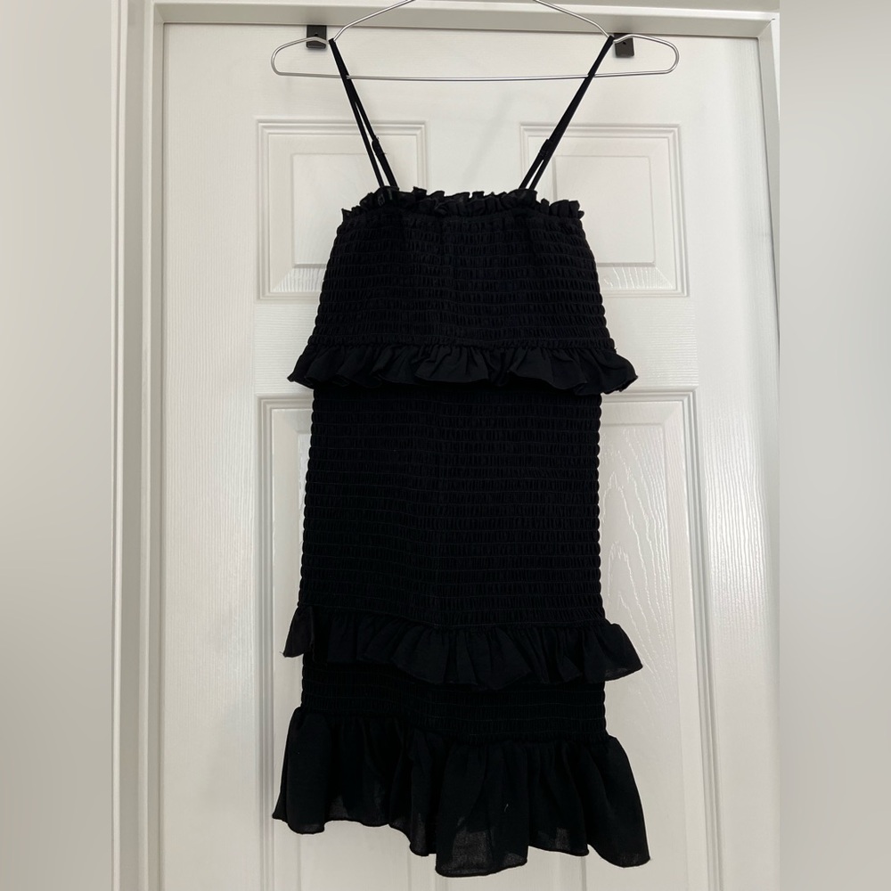 Black scrunchy dress